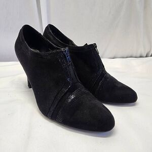 Naturalizer Black Timber Ankle Bootie Heels Size 10